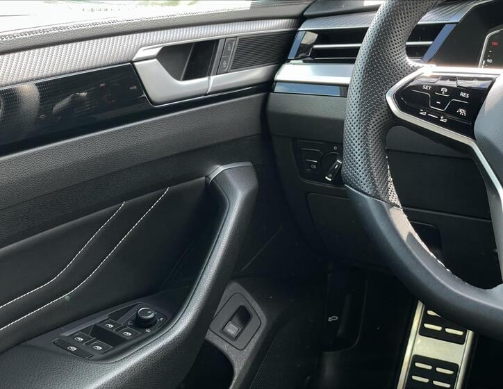 Volkswagen Arteon 10