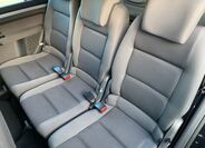 Volkswagen Touran 19