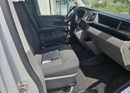 Volkswagen Transporter 9