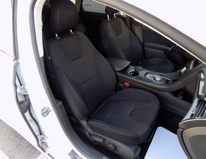 Ford Mondeo 18