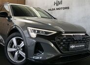 Audi Q8 6
