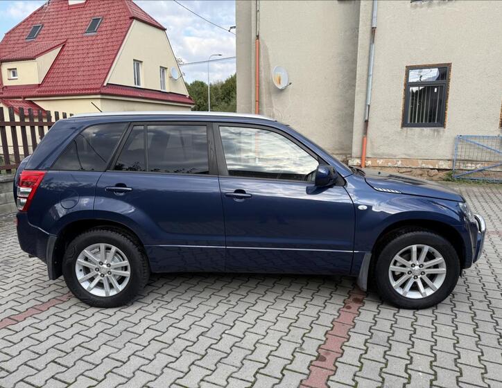Suzuki Grand Vitara 2
