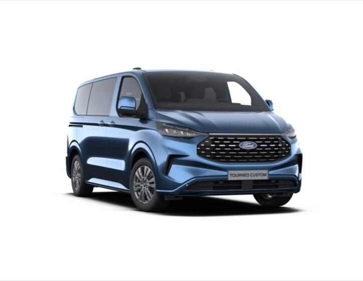Ford Tourneo Custom 1