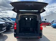 Peugeot Traveller 11