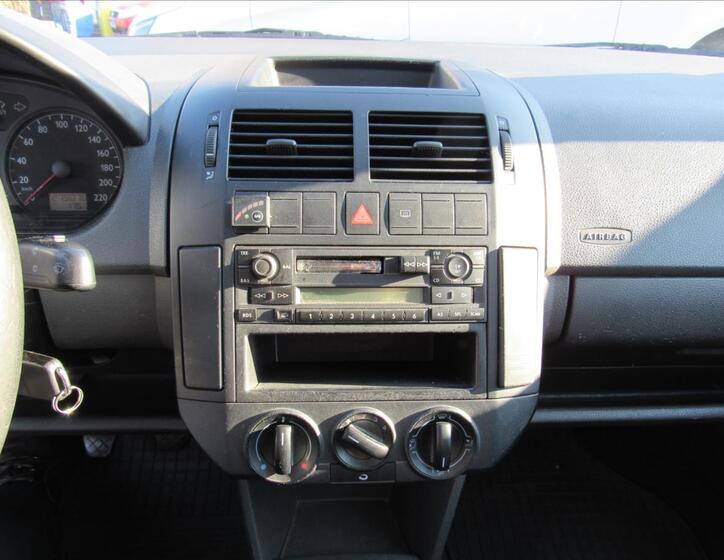 Volkswagen Polo 15