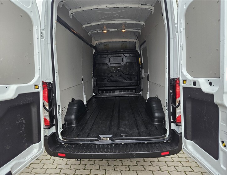 Ford Transit 4