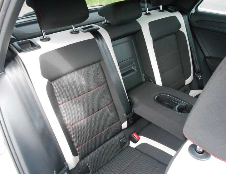 Volkswagen T-Roc 16