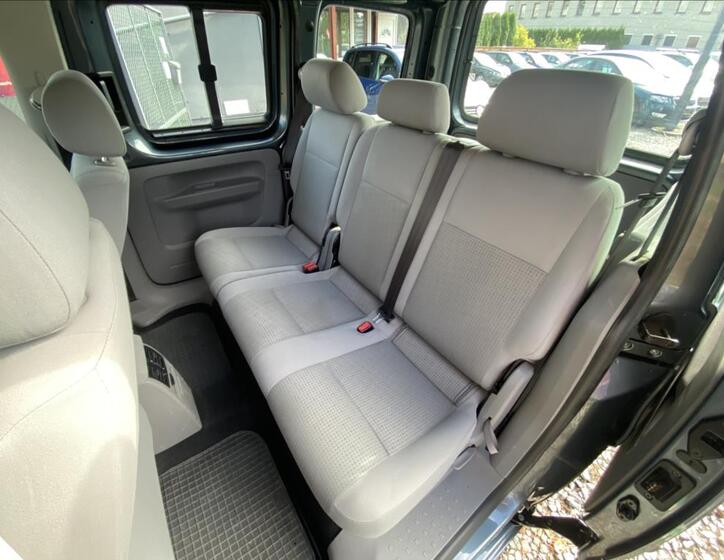 Volkswagen Caddy 33