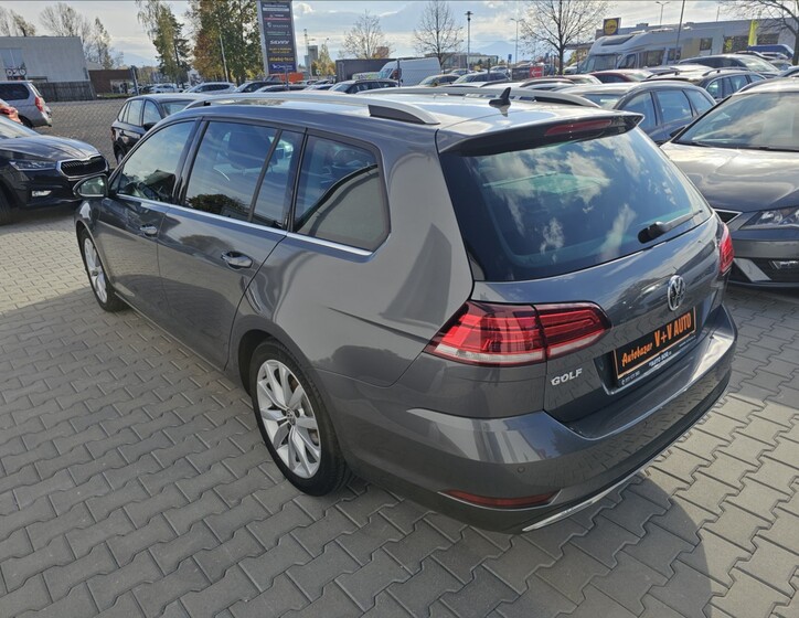 Volkswagen Golf 8