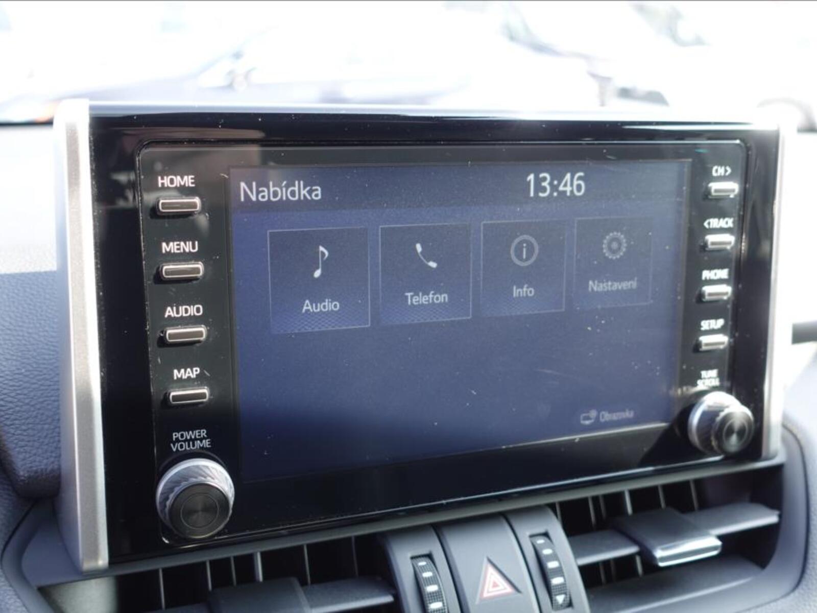 Toyota RAV4 21