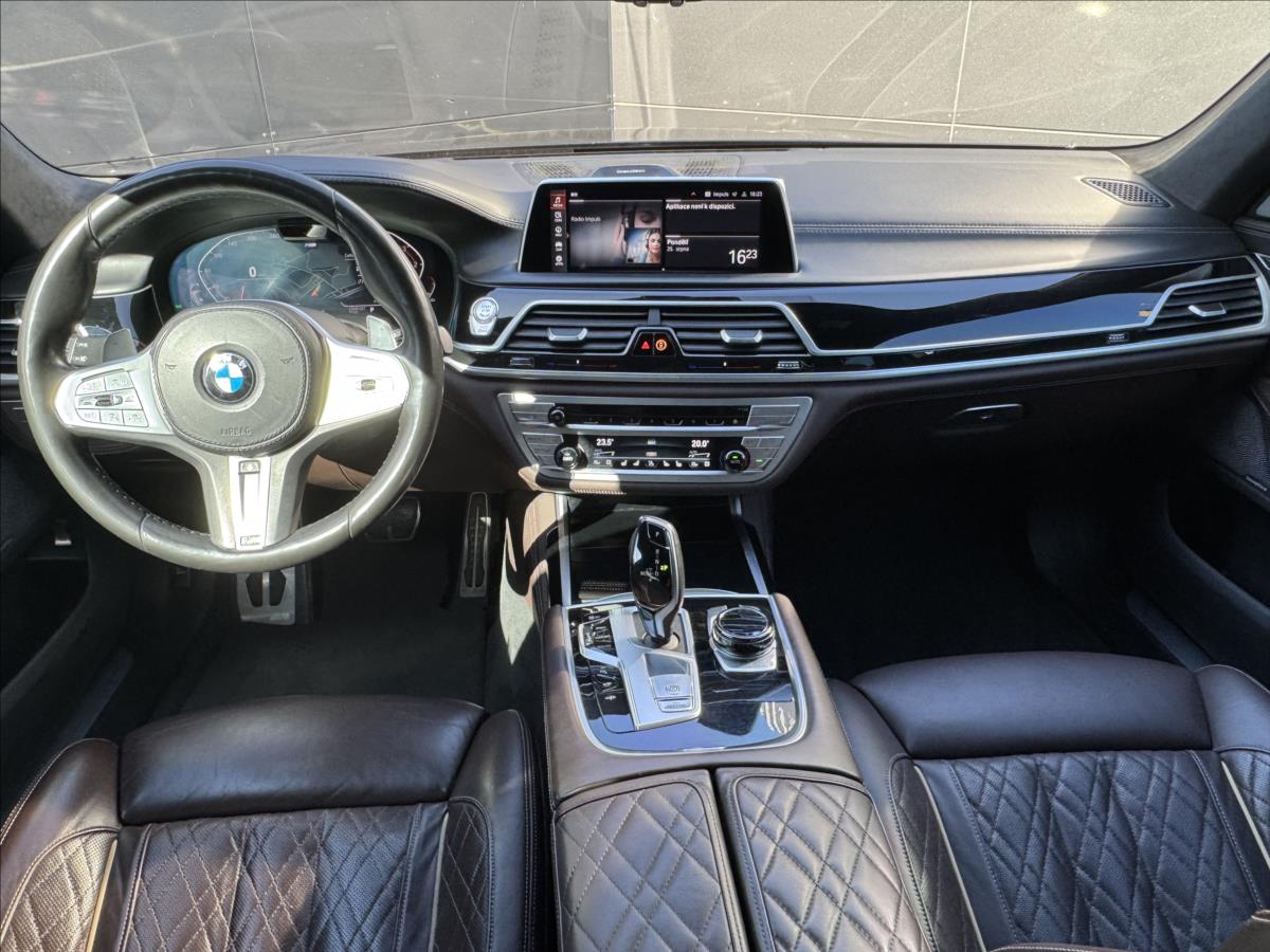 BMW Řada 7