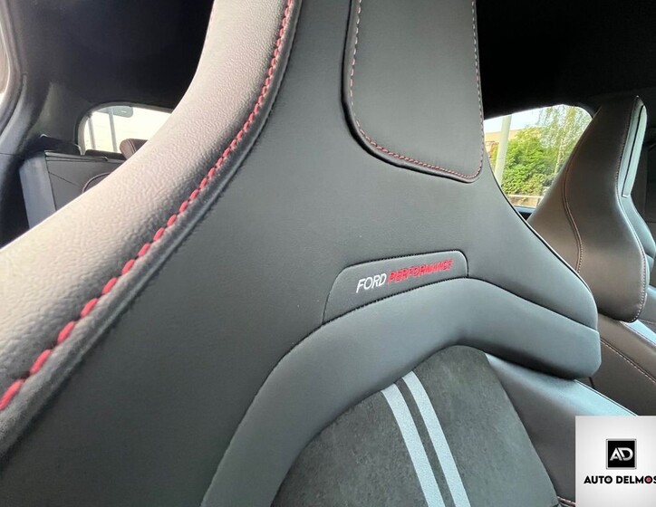Ford Focus 48