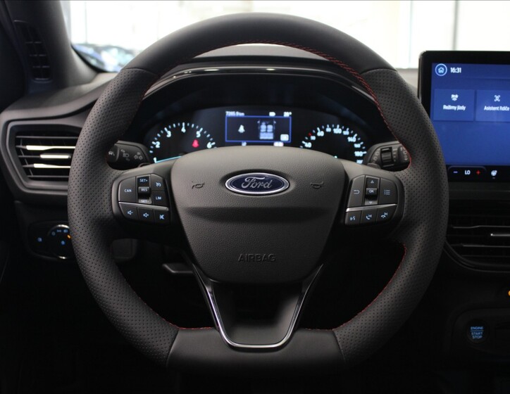 Ford Focus 9