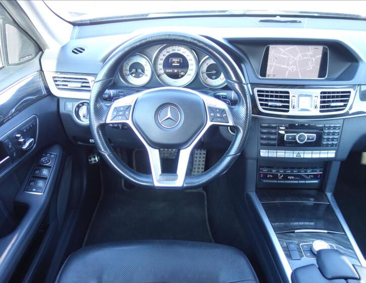 Mercedes-Benz Třídy E 20