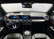 Mercedes-Benz GLB 13