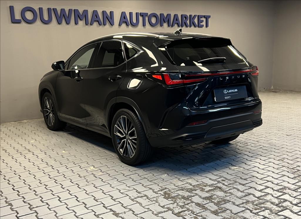 Lexus NX 450h plus
