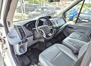 Ford Transit 9