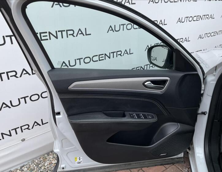 Renault Arkana 22