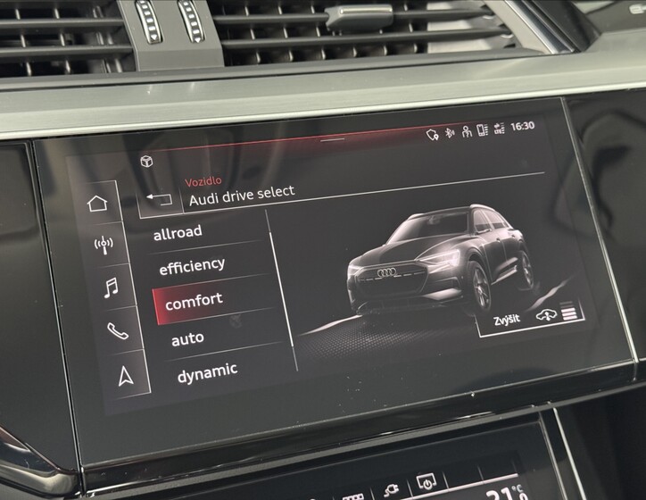 Audi e-tron 33