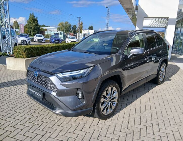 Toyota RAV4 2