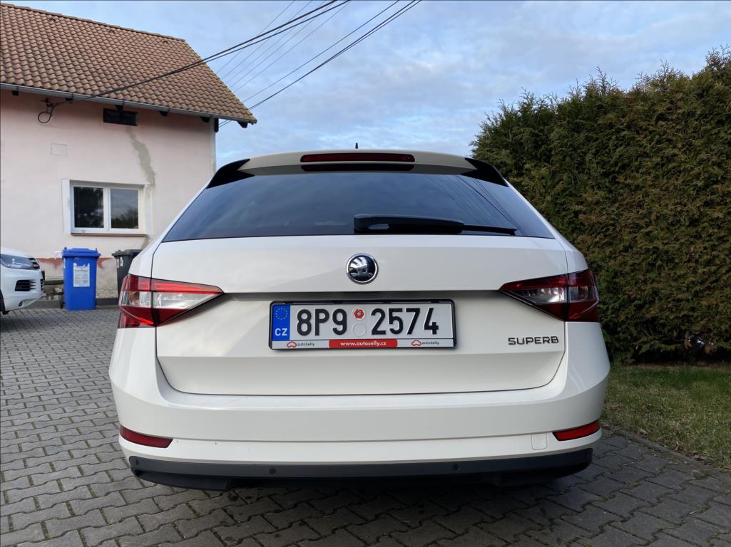 Škoda Superb