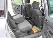 Opel Zafira 9