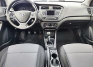 Hyundai i20 11
