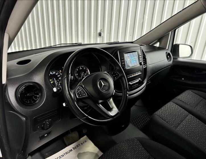 Mercedes-Benz Vito 15