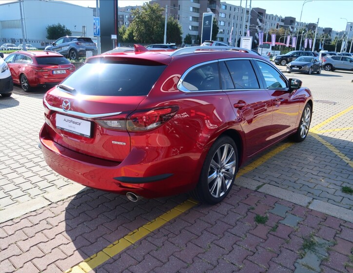 Mazda 6 4