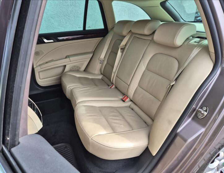Škoda Superb 15
