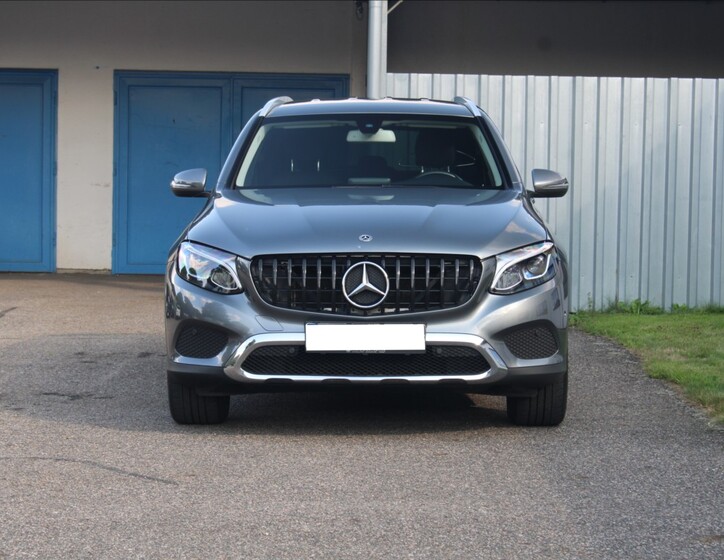 Mercedes-Benz GLC 2
