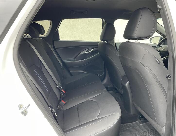 Hyundai i30 9