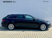 Škoda Superb 9
