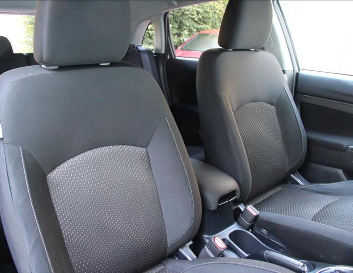 Mitsubishi ASX 17