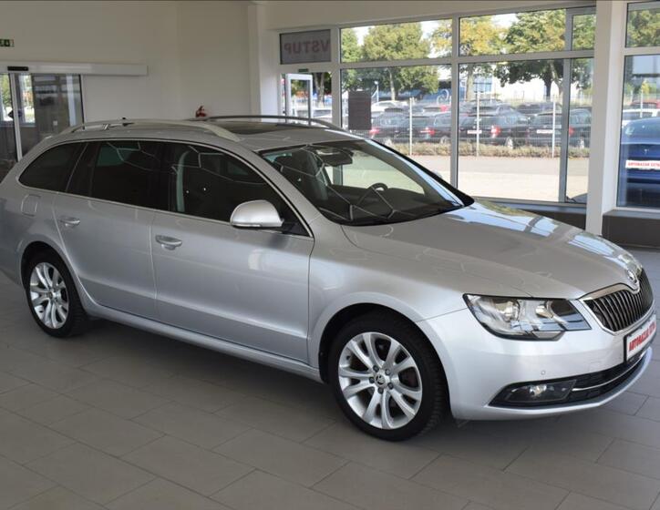 Škoda Superb 3