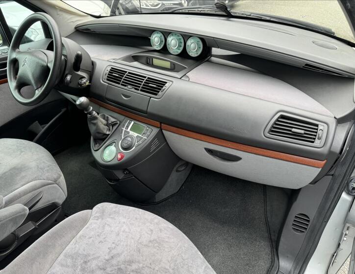 Citroën C8 32