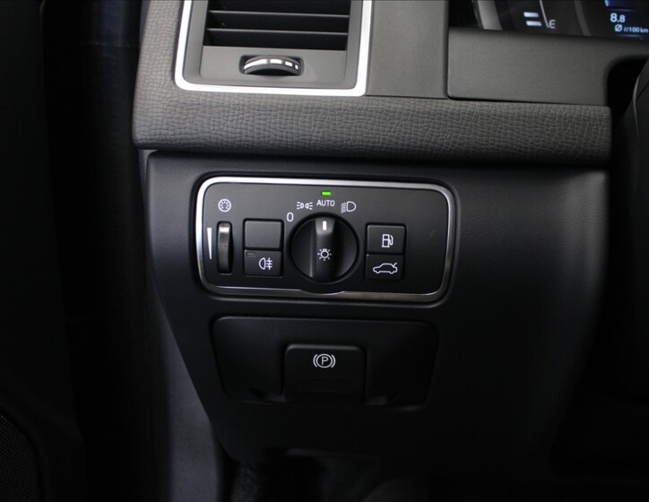 Volvo XC60 17