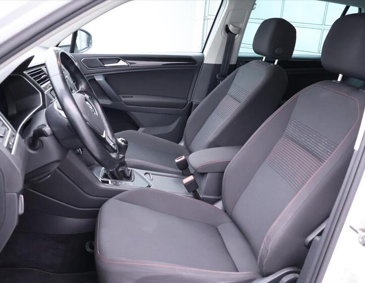 Volkswagen Tiguan 10