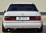 Mercedes-Benz 124 5