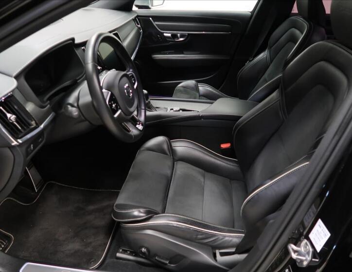Volvo V90 7