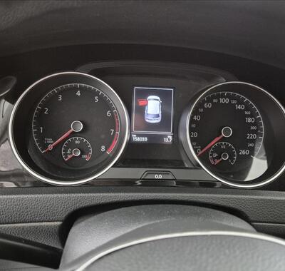 Volkswagen Golf 14