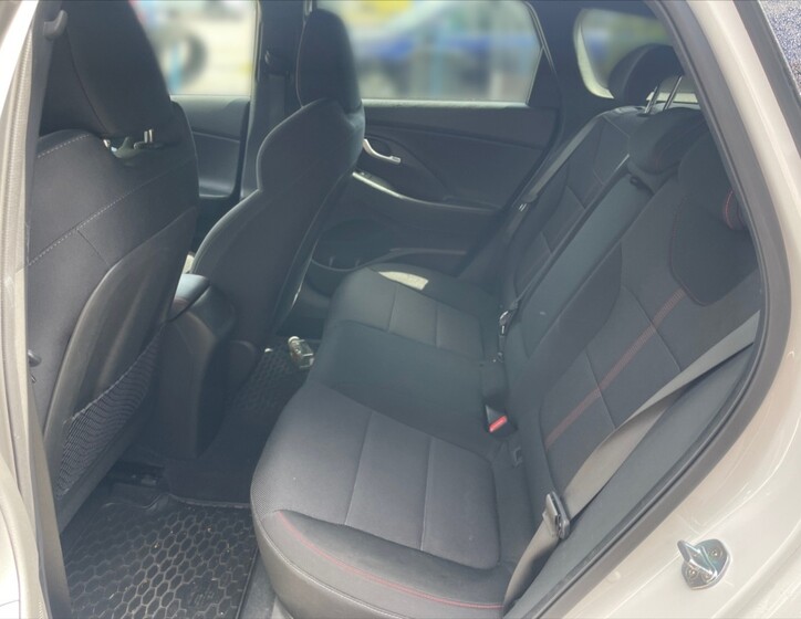 Hyundai i30 8