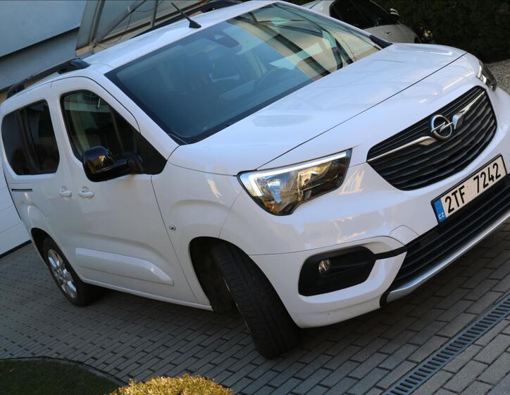 Opel Combo 8