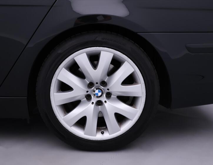 BMW Řada 7 27