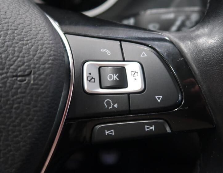 Volkswagen Tiguan 19