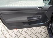 Volkswagen Golf 23