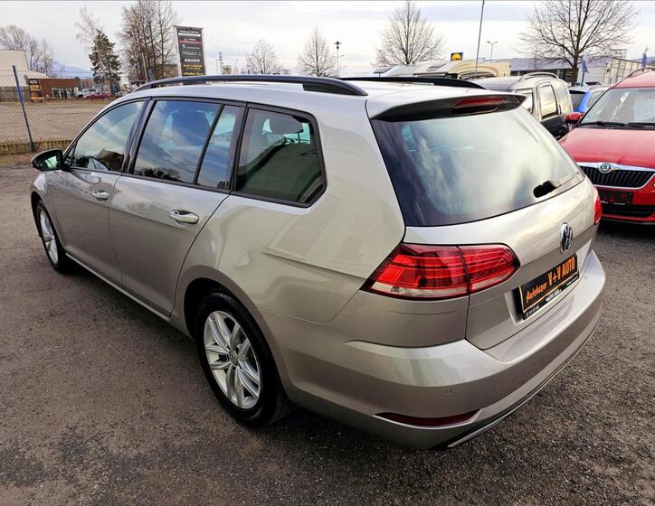 Volkswagen Golf 8