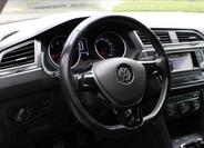 Volkswagen Tiguan 19