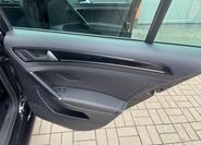 Volkswagen Golf 34
