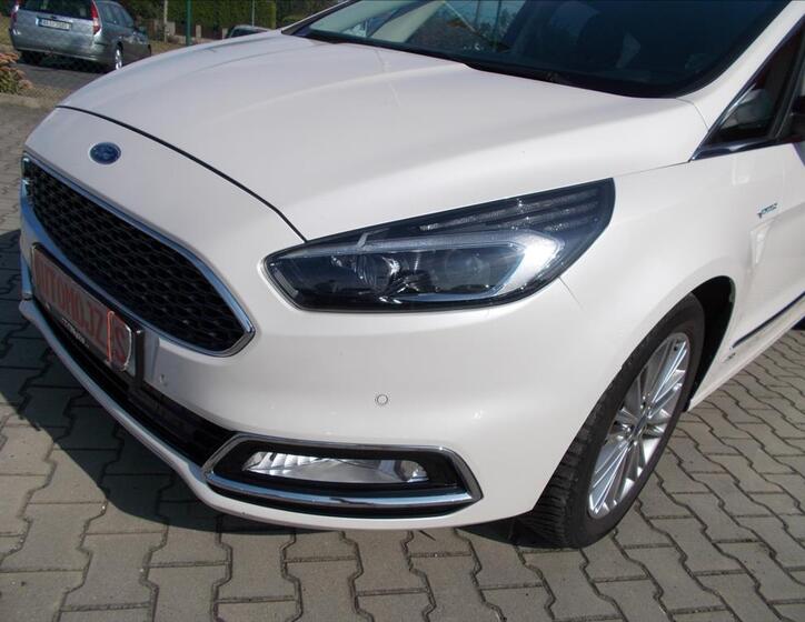 Ford S-MAX 6